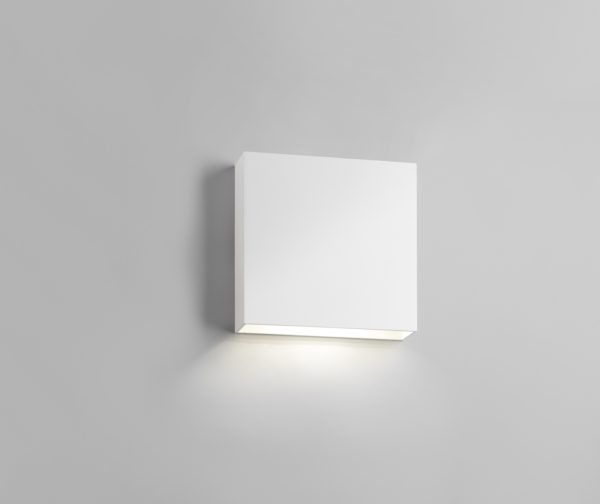 Wir von Lumiente verkaufen Leuchten namhafter Hersteller, hier die Compact Down von Light Point.